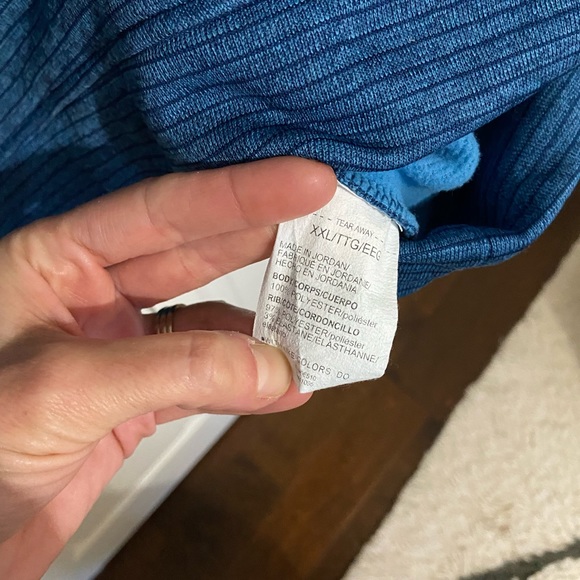 Under Armour Men’s Blue Stripped Long Sleeve Fleece Pullover - Picture 4 of 6